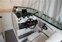 Sea Ray - 250 Slx