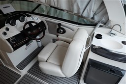 Sea Ray - 250 Slx