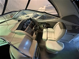 Sea Ray - 325 Sundancer