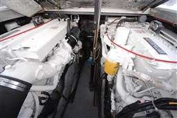 Sea Ray - 370 Sundancer