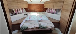 Sealine - F 42