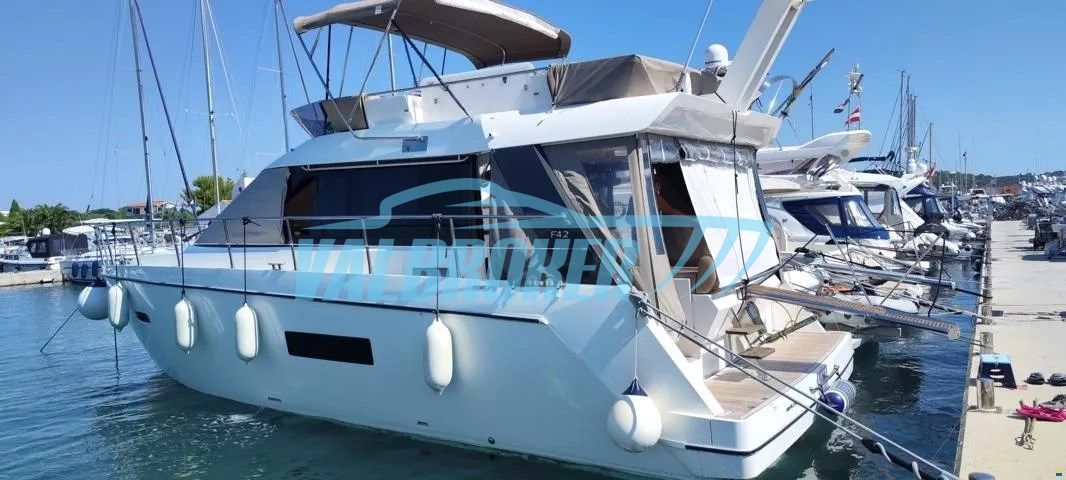 Sealine | F 42