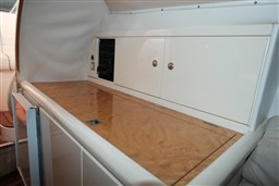 Sunseeker - Hawk 31