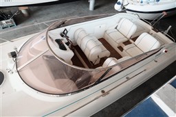 Sunseeker - Hawk 31