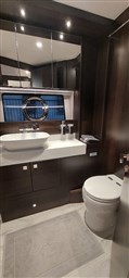 Sunseeker - Manhattan 55
