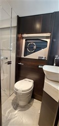 Sunseeker - Manhattan 55