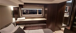 Sunseeker - Manhattan 55