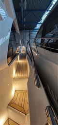 Sunseeker - Manhattan 55
