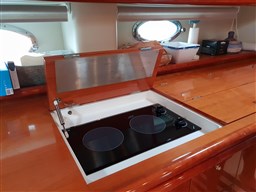 Sunseeker - Predator 60