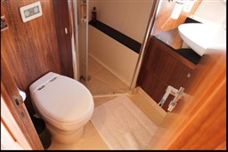 Sunseeker - Predator 64