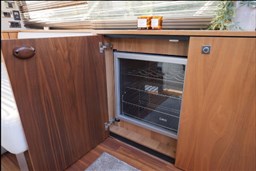 Sunseeker - Predator 64